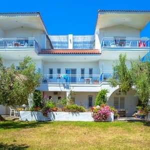 Xenios Faros Apartments