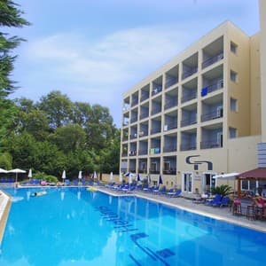 CNic Hellinis Hotel