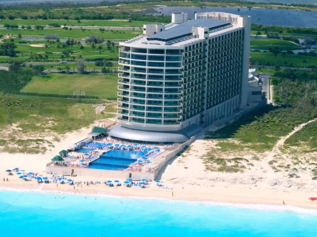 Seadust Cancun Family Resort