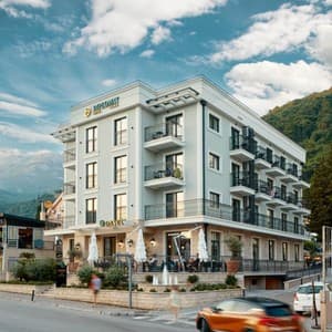 Diplomat Hotel