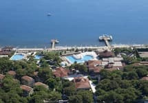 Crystal Flora Beach Resort — фото 2