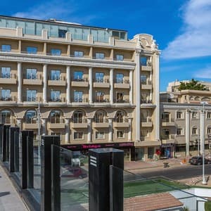 Elysees Hotel