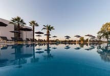 Mythic Summer Hotel — фото 2