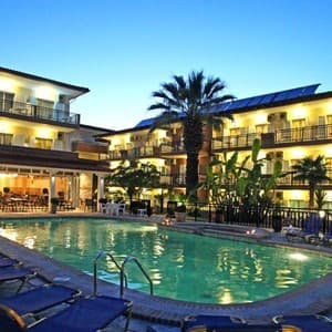 Sarantis Hotel