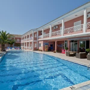Angelina Hotel & Apartments